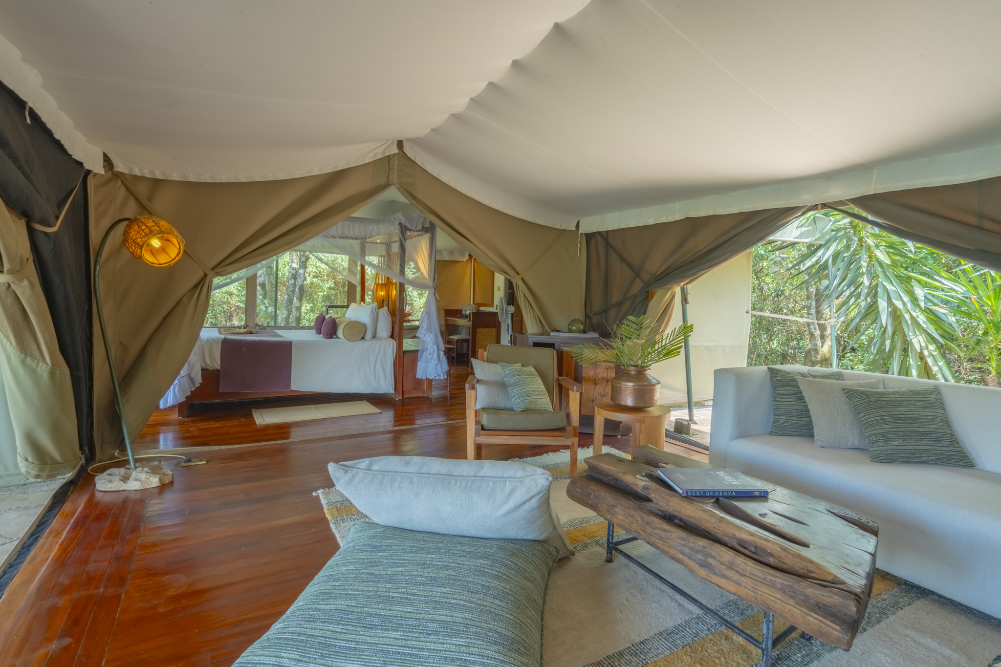 Luxury Kenya safari tented camp overlooking the Masai Mara
